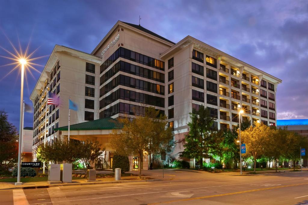 Courtyard by Marriott Oklahoma City Downtown Main image 1